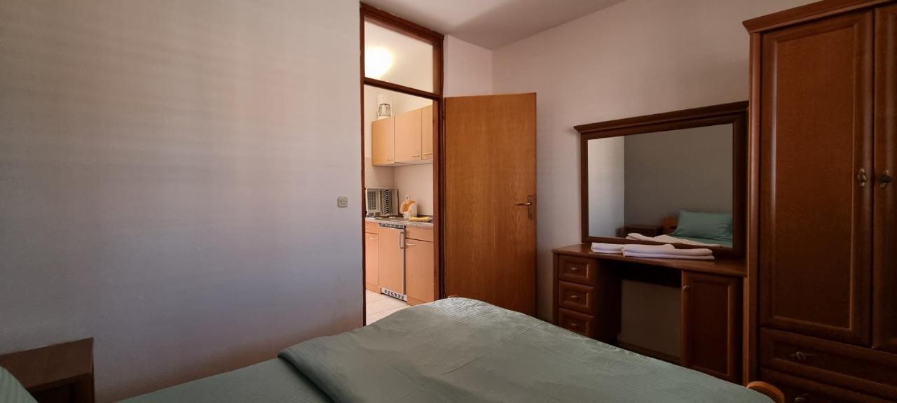 Idila Sea Front Apartments Медулин Екстер'єр фото